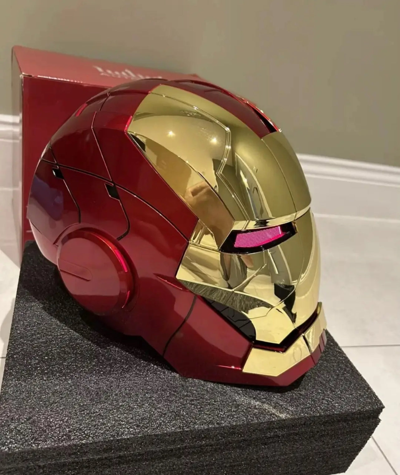 Marvel Legends Series Iron Man Electronic Helmet Multicolor